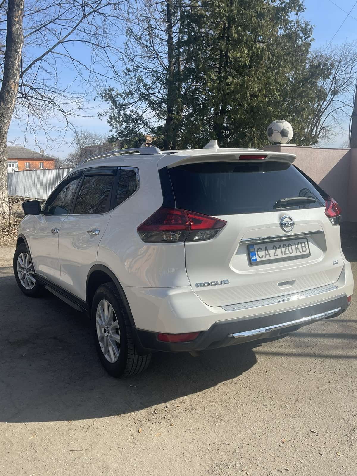 Продам NISSAN ROGUE 2018