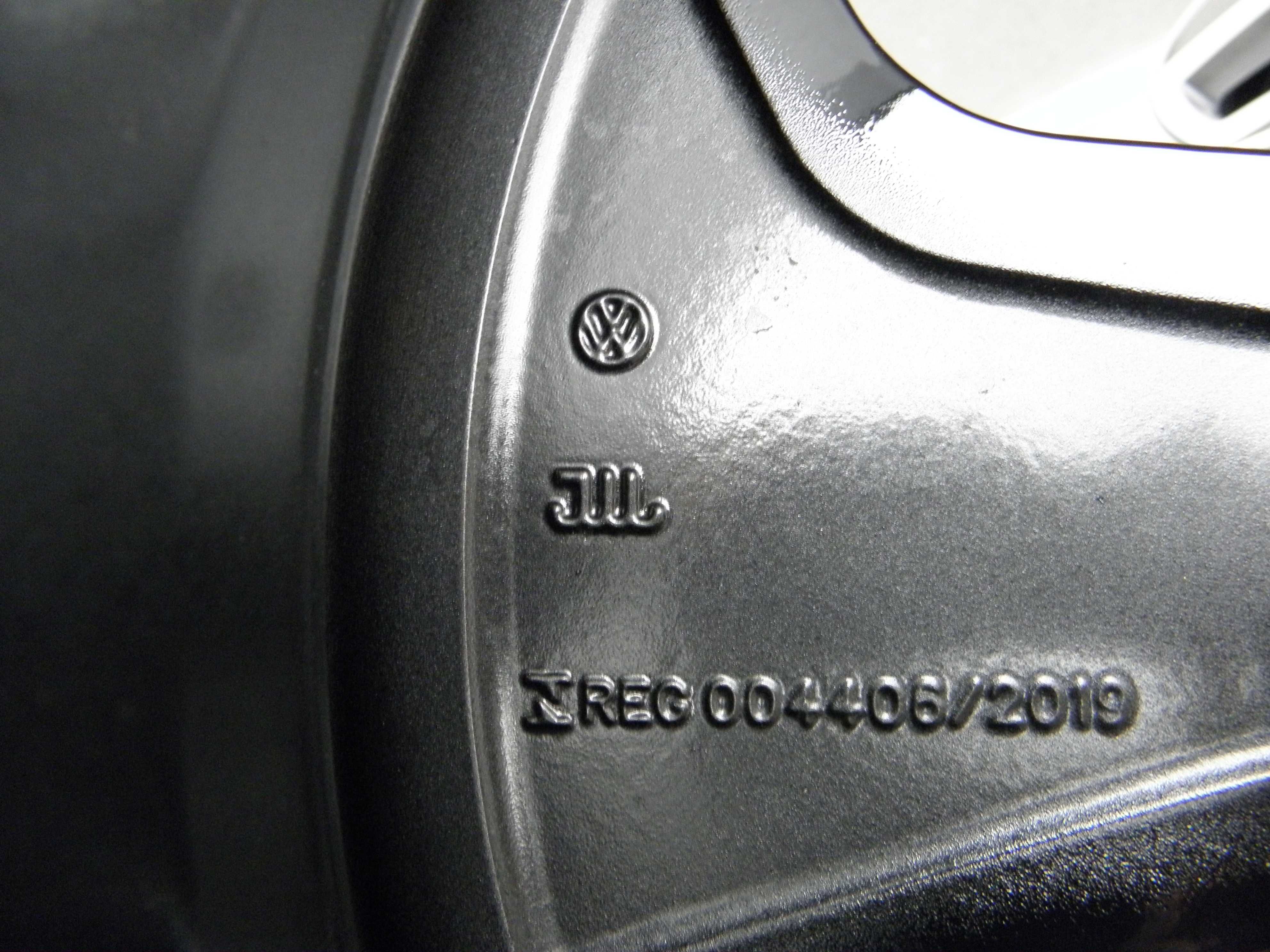 Felgi 19 VW ID.3 Cupra Born Golf 8 5x112 ET50 Andoya 10A Oryginał