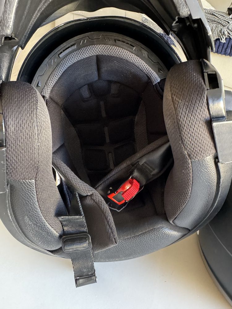 2 Capacetes de moto  novos – 120€ os dois