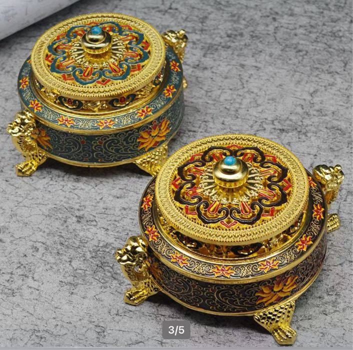 Peça lindissima para decoraçao e uso. Nova. 14*7