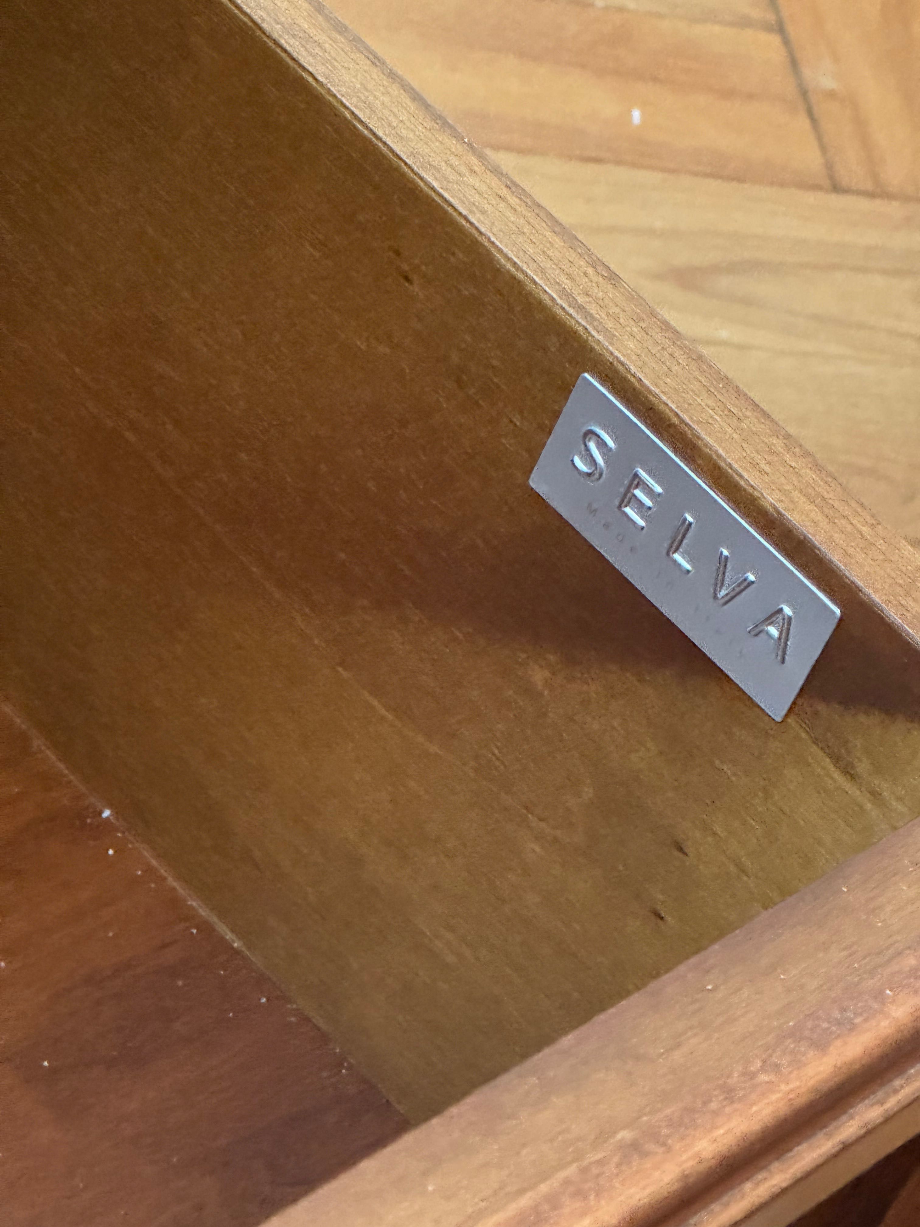 Szafka pod telewizor