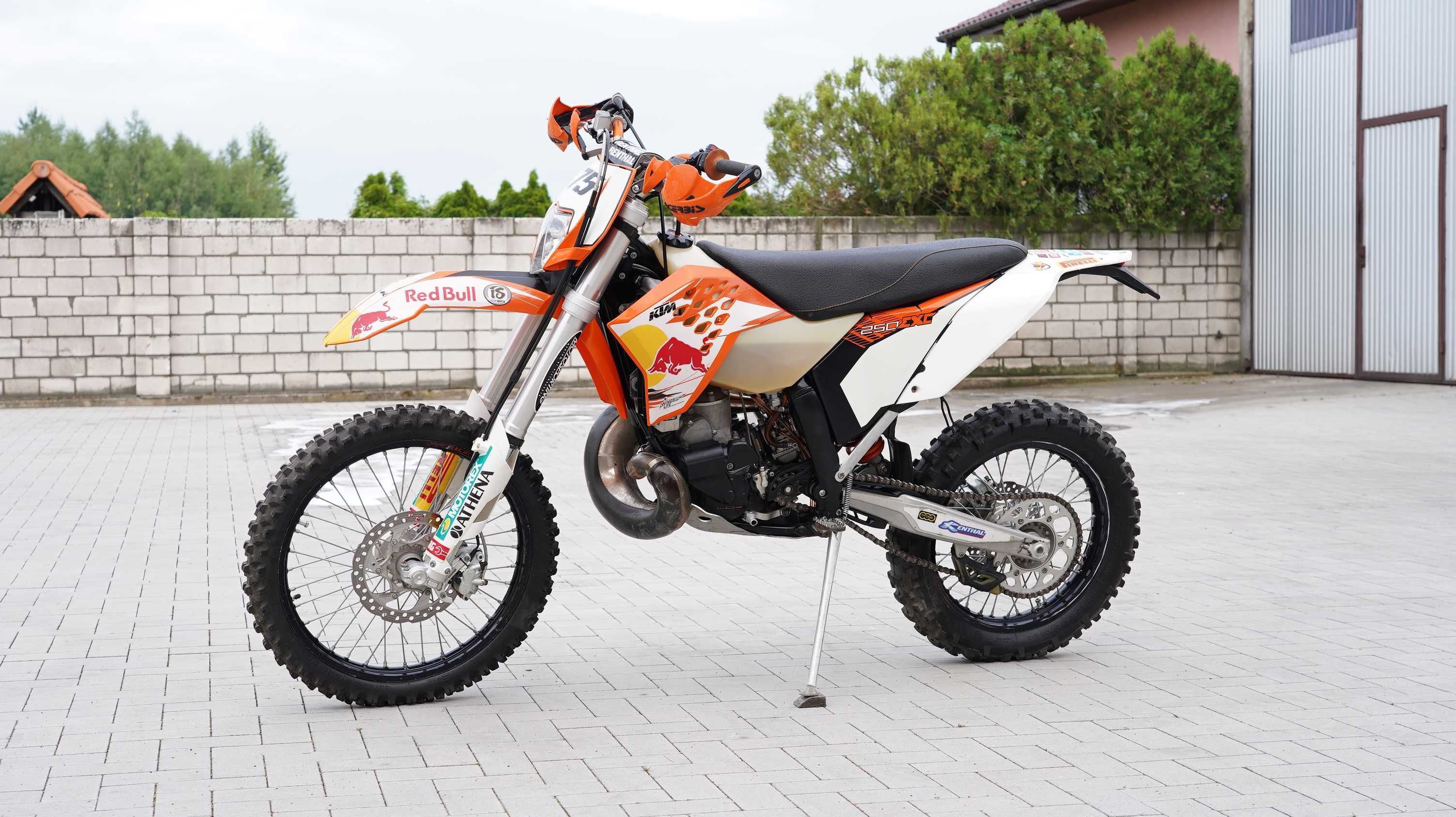 ktm EXC 250 2t  -- zarejestrowany  -- 2011r  -- SuperStan