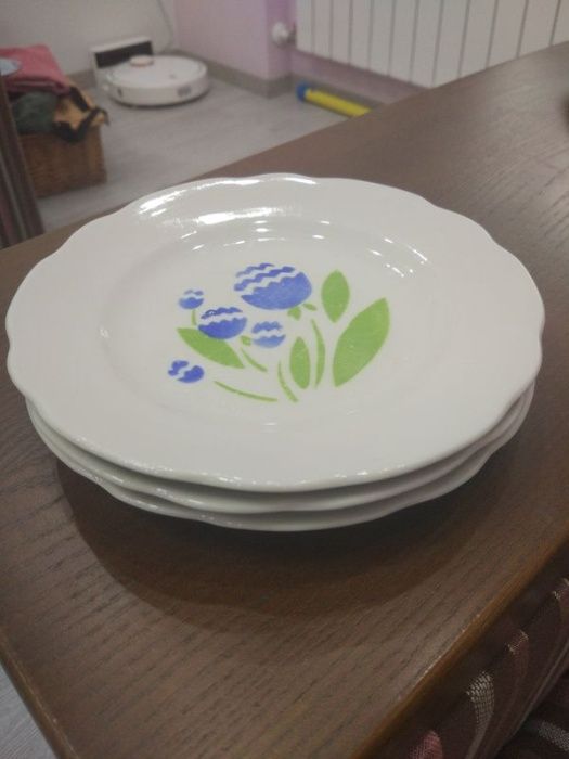 тарелки десертные