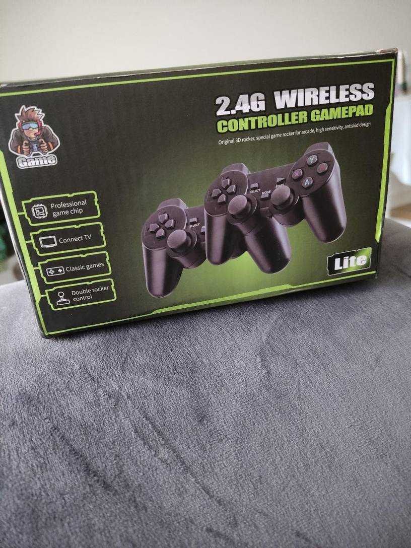 NOVO - M8 GameStick 4K Lite + 10.000 Jogos + 2 Comandos - Na Caixa