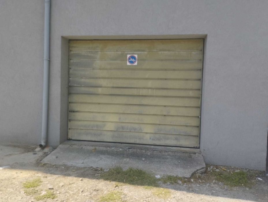 Garagem com 40m2, central