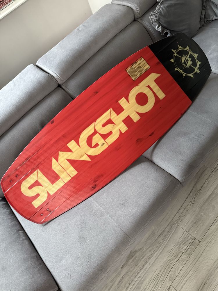 Deska Wakeboard Slingshot Windsor 137