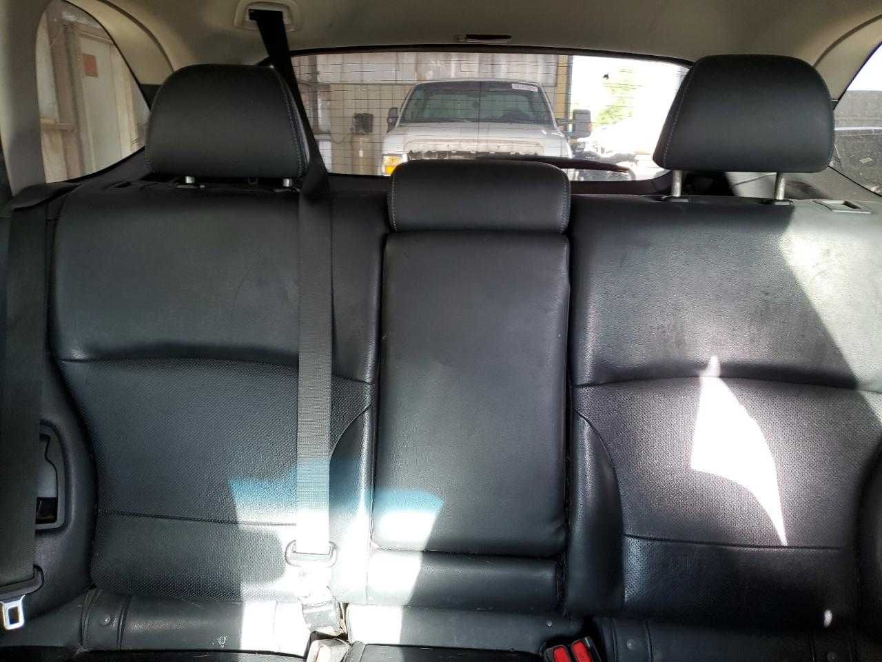 Автомобіль 2015 Subaru Outback 2.5I LIMITED