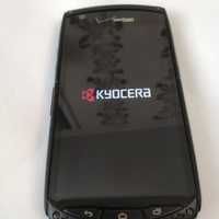 Захищений смартфон Kyocera Brigadier E6782 потребує прошивки.