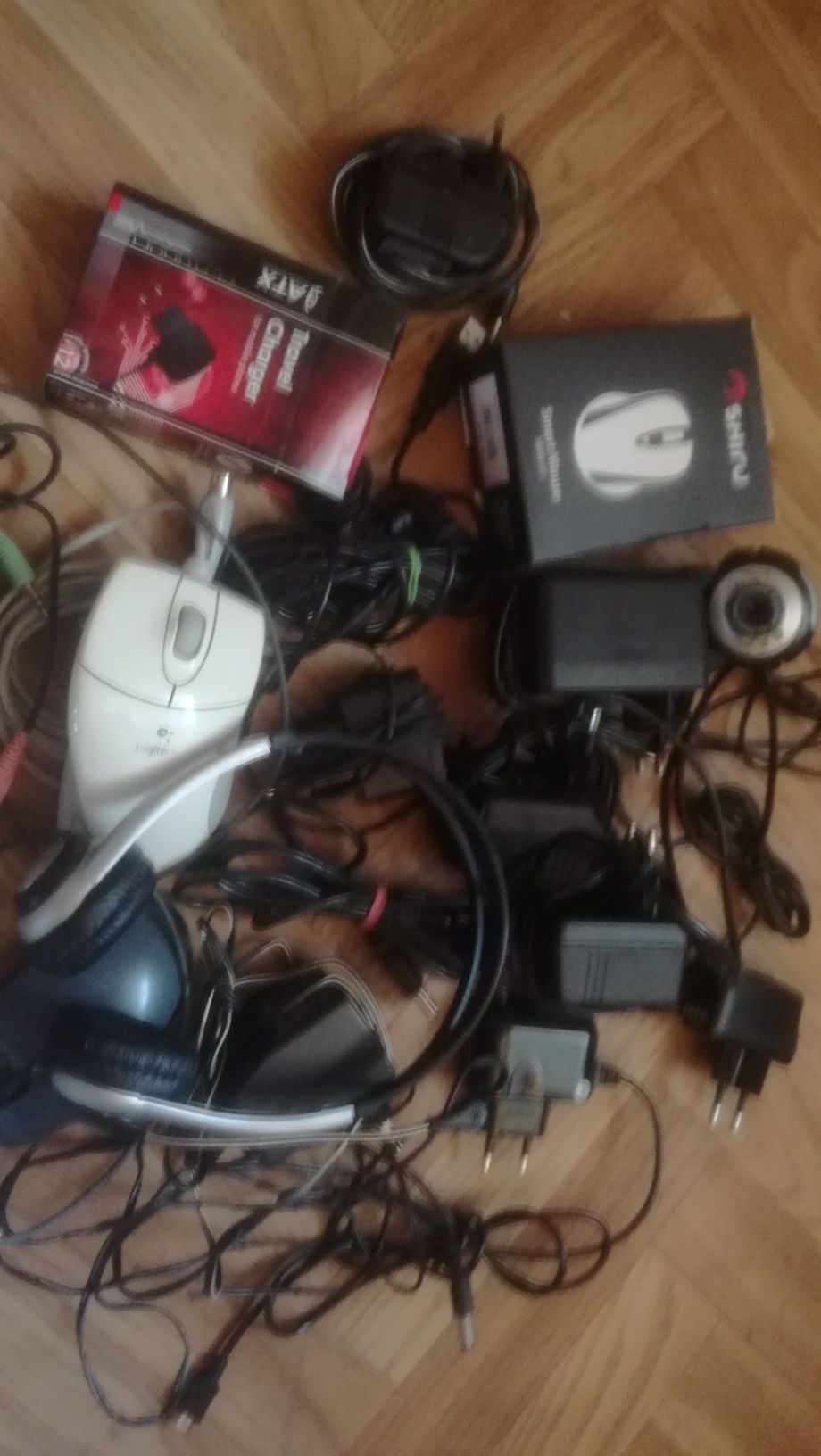 zasilacze do laptopów,