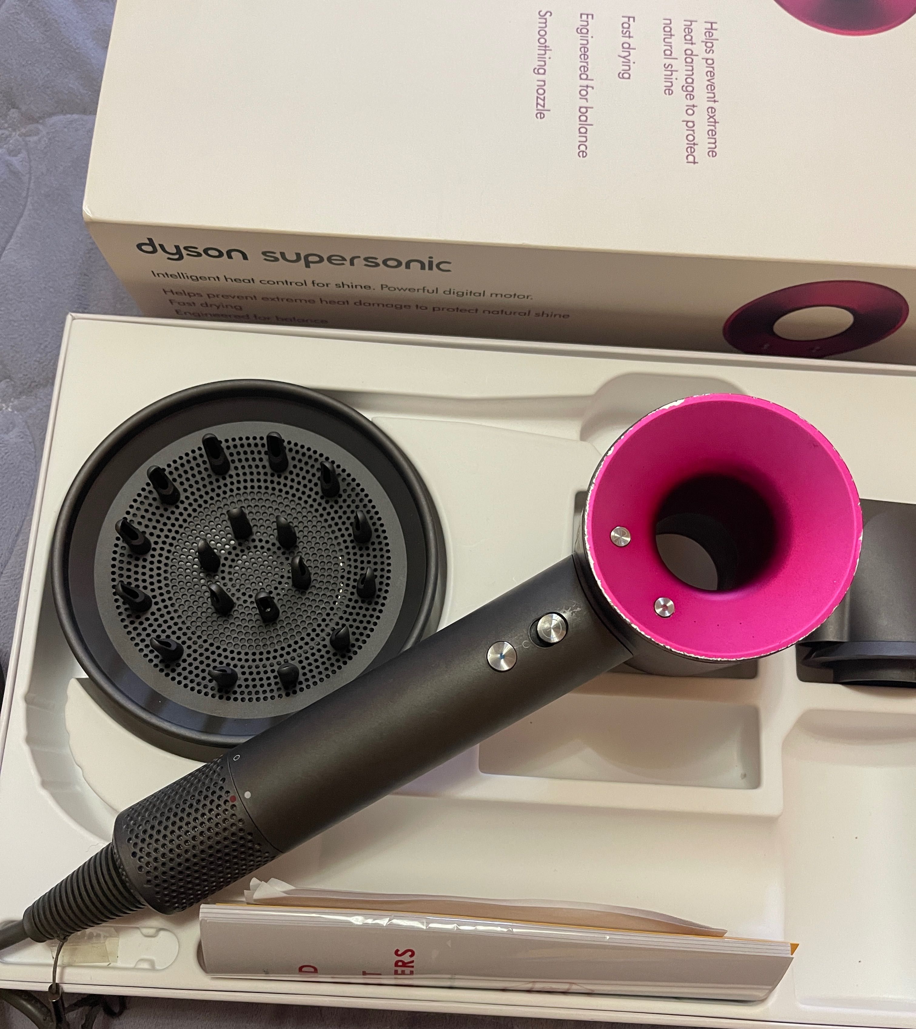 Фен Dyson supersonic