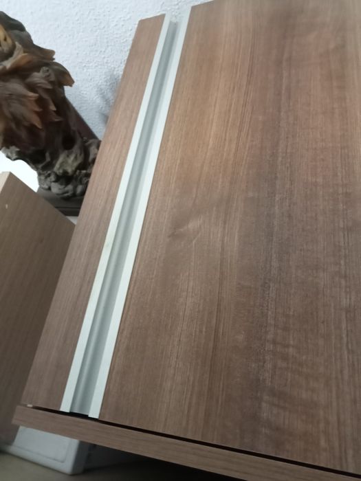 Vende se armários de arrumação casa de banho