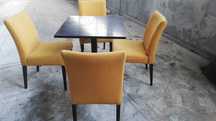 Conjuntos de mesa e cadeiras