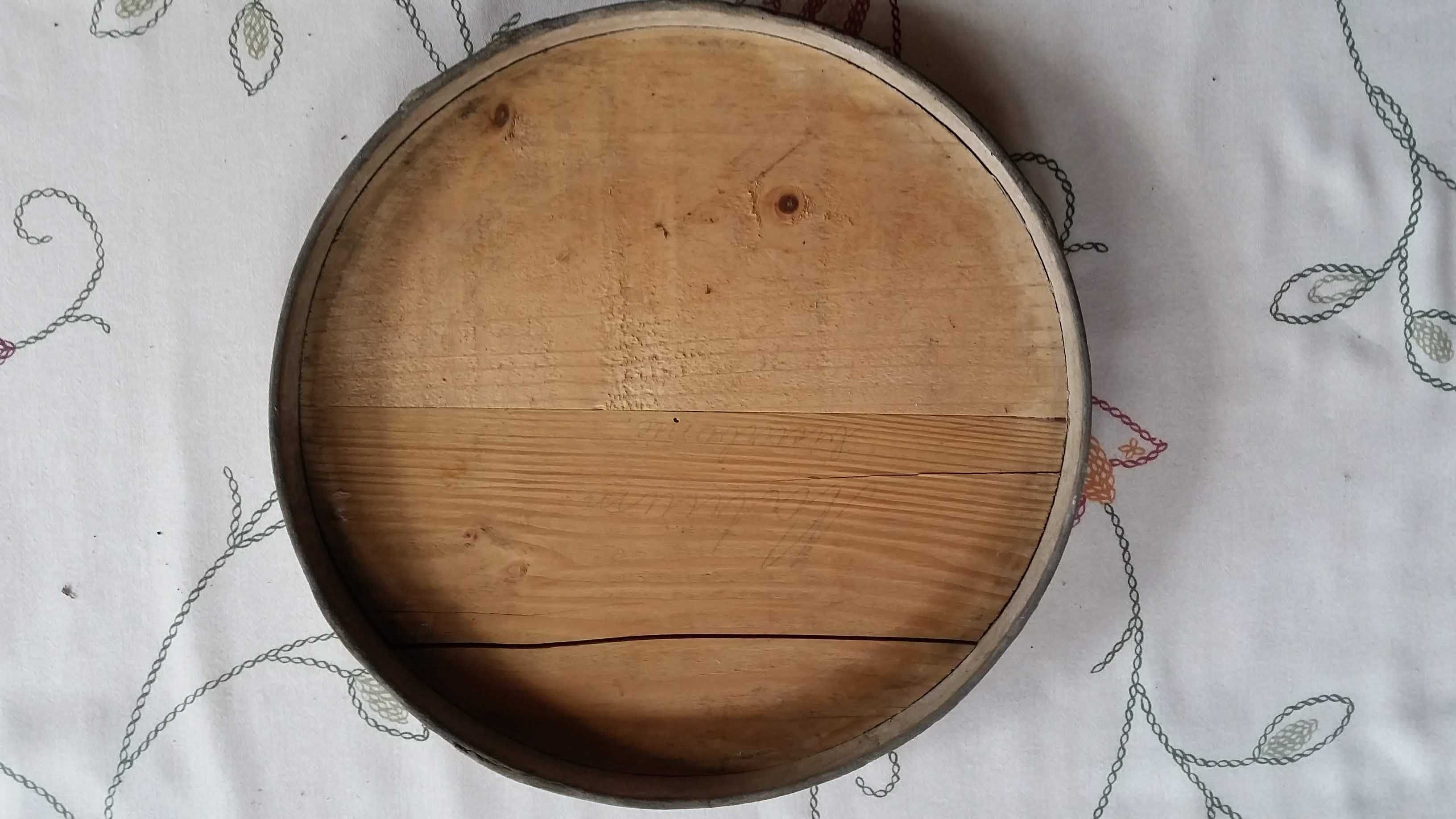 Stary pojemnik apteczny