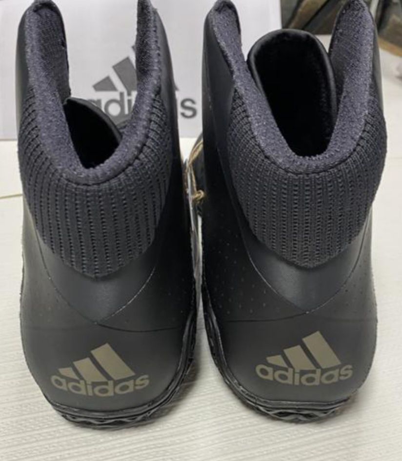 Борцовки Adidas 48 розмір