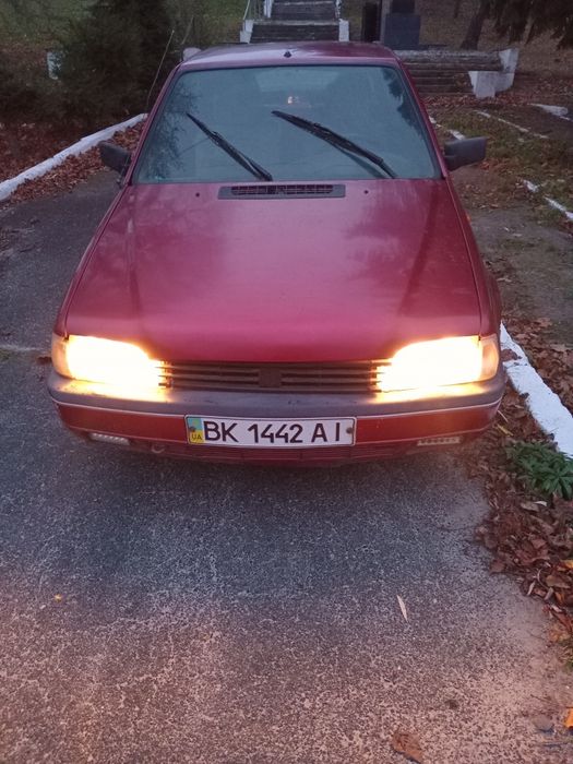 Продам дачію на ходу