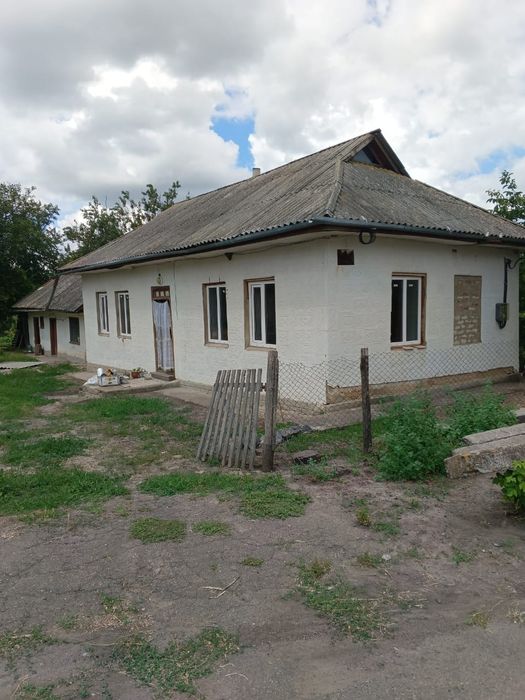 Продаеться приватированый домик 50м² огород40сот