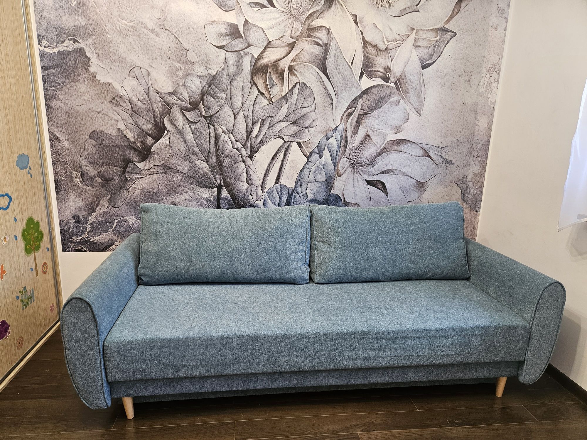 Sofa rozkładana Dinaro z pojemnkiem na pościel