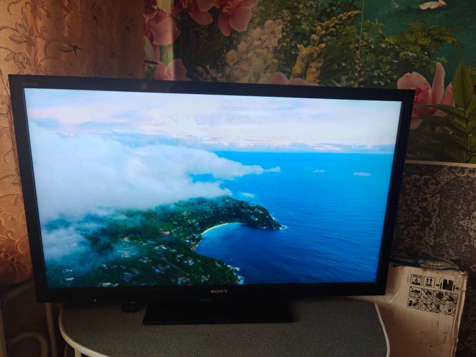 Телевізор Sony KDL-46EX716