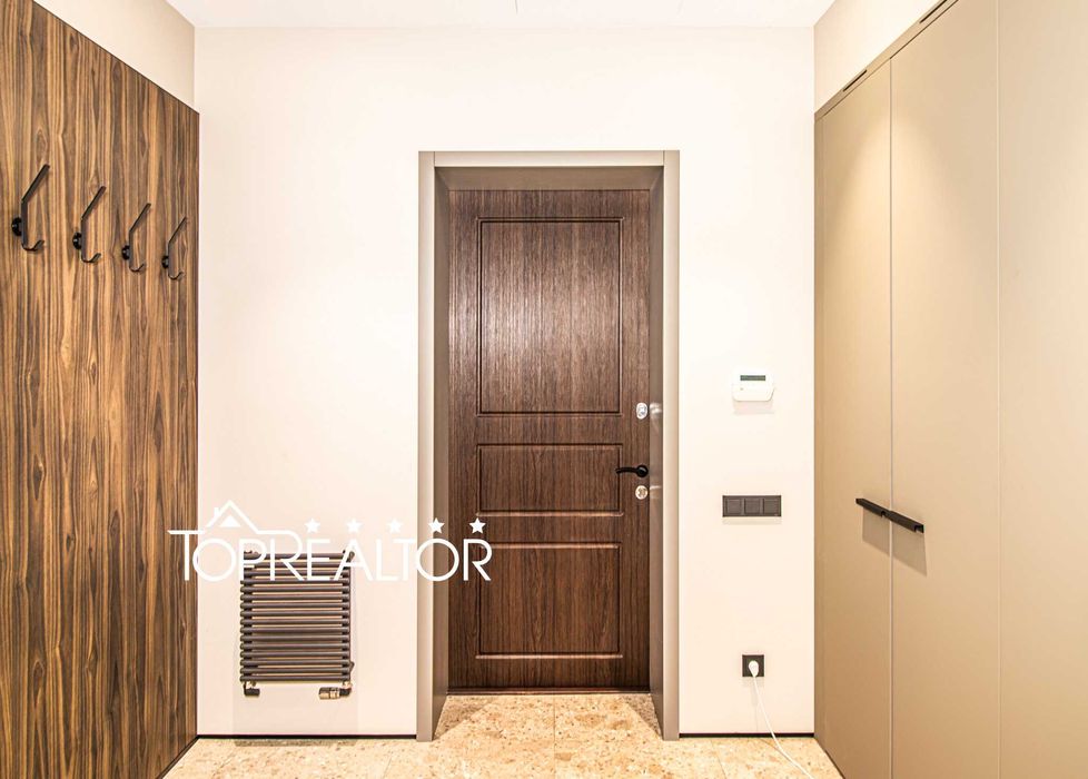 Продам 2-поверховий котедж у селищі Лісове. Лісопарк