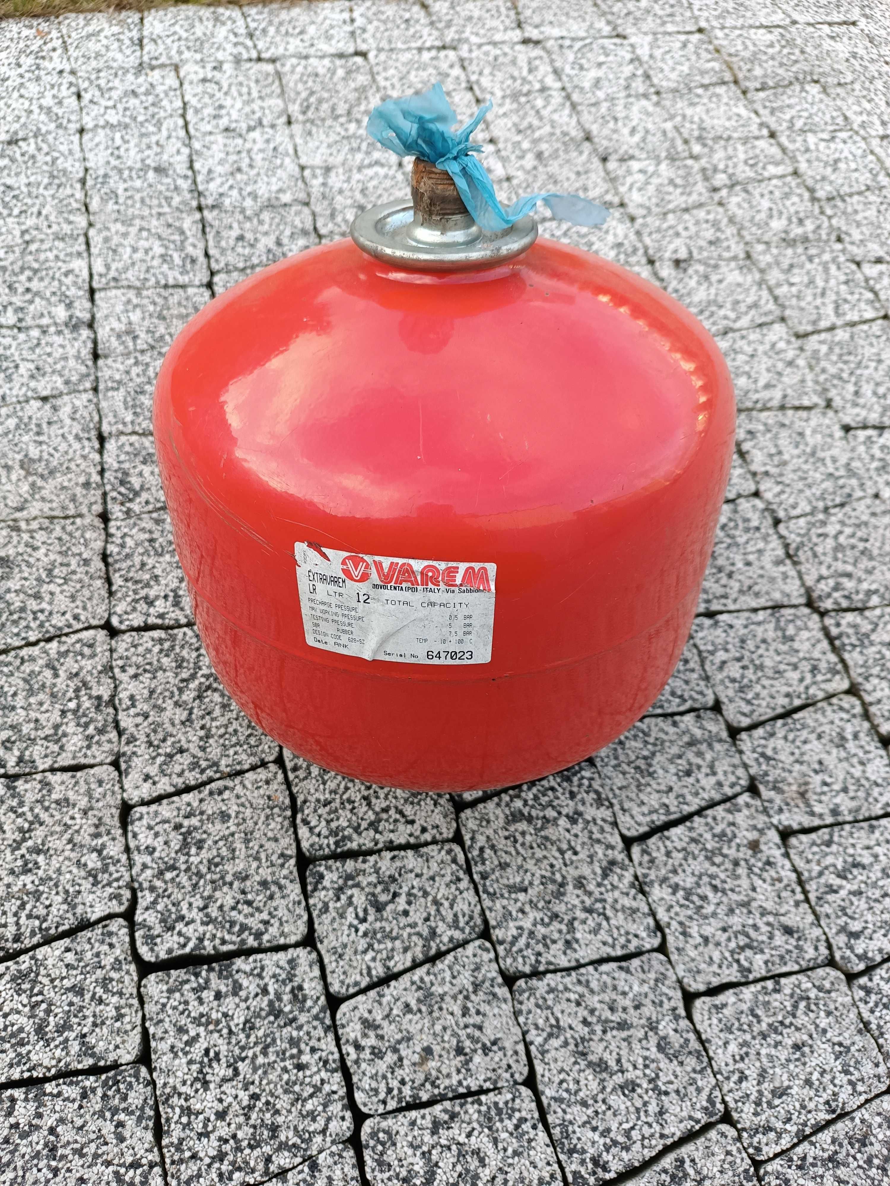 Zbiornik wyrównawczy firmy varem 12 litrow
