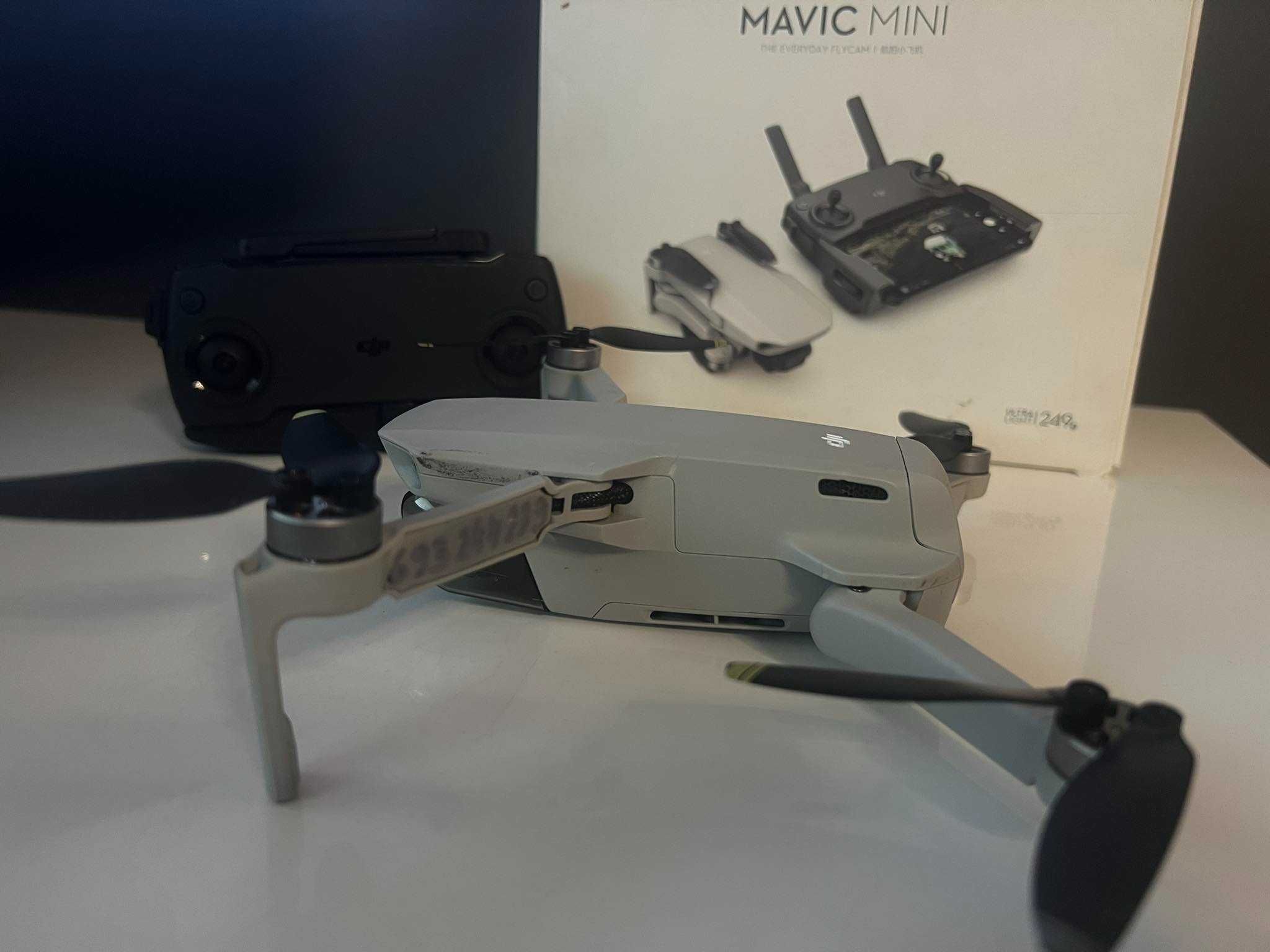 DJI Mavic Mini 249g dron