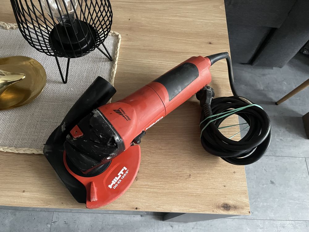 Szlufierka Hilti DAG-125-SE Plus Osłona Hilti DG-EX 124/5+ Tarcza/GW!