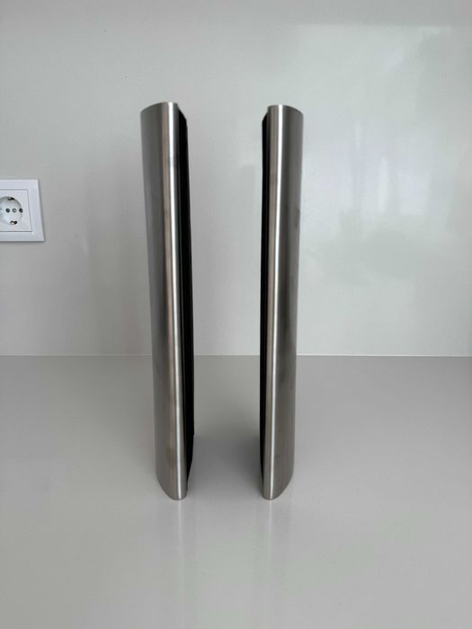 Jarras de Parede em metal cromado da Loja AREA