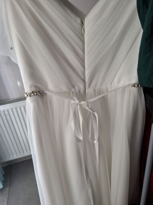 Biala suknia ślubna hiszpanka r.36