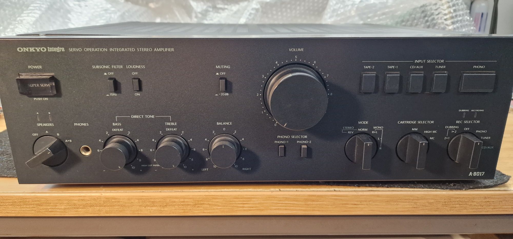 Wzmacniacz Onkyo A-8017