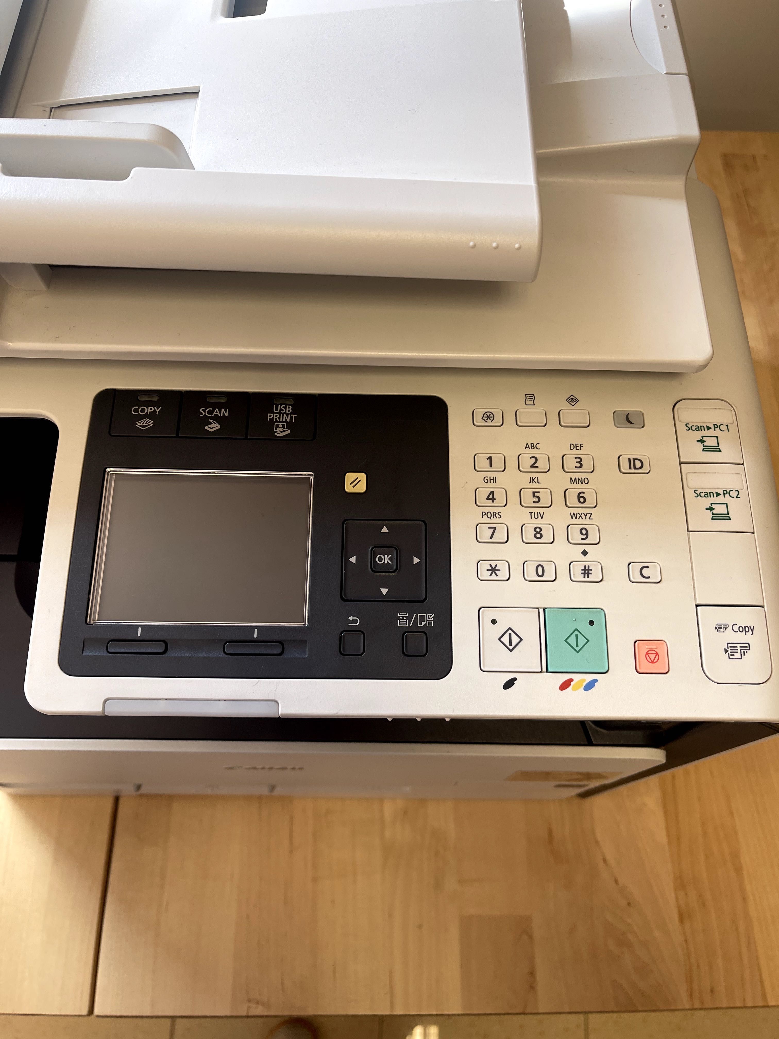 Impressora Canon i-sensys MF8230Cn