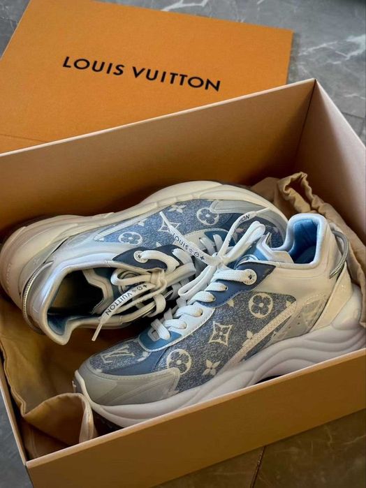 LOUIS VUITTON Run 55 – Tênis Casual, Tamanho Personalizado