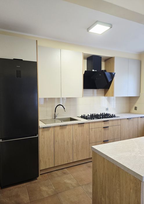 Meble na wymiar / Kuchnie / Szafy / Inne