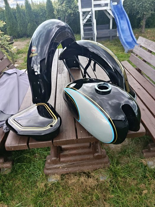 Lakierowanie Motocykli zabytkowych szparunki