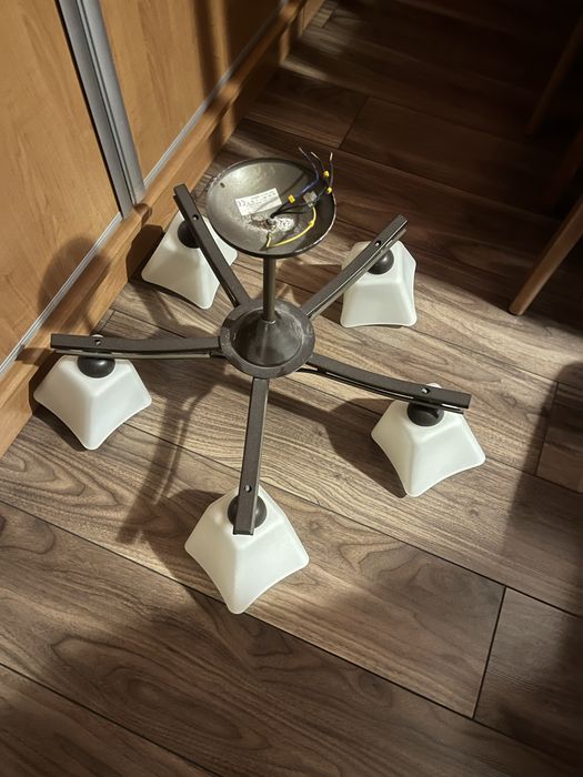 Lampa żyrandol do salonu stan bardzo dobry