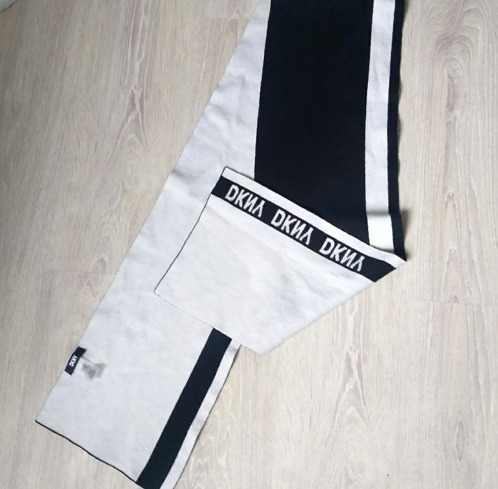 Продам DKNY оригинал