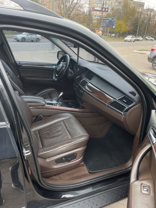 Продам BMW X5 E70 M57 3.0