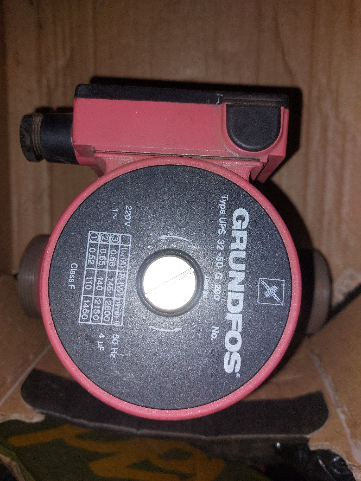 Pompa Grundfos UPS 32-50 g 200 230V