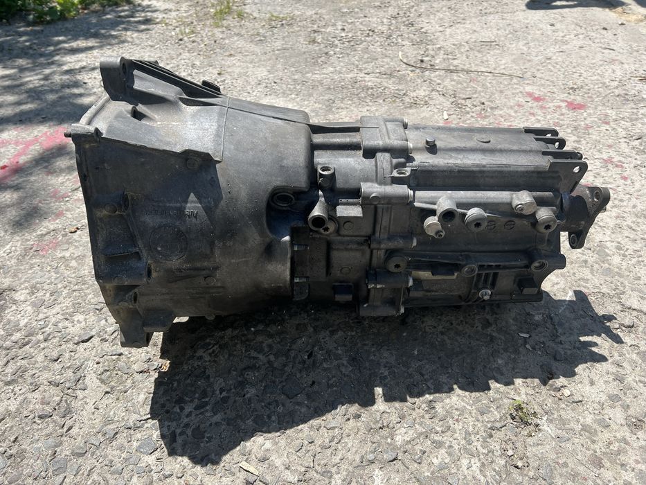 Продам коробку бмв є46