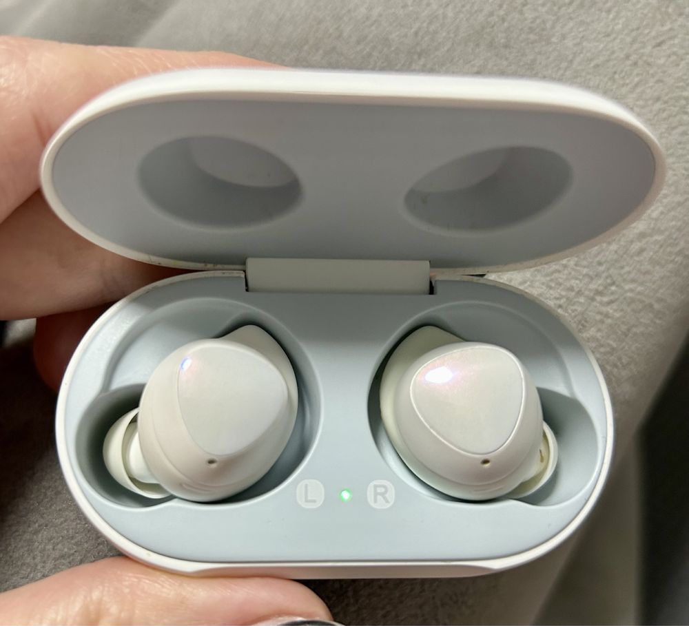 Навушники бездротові Samsung Galaxy Buds SM-R170