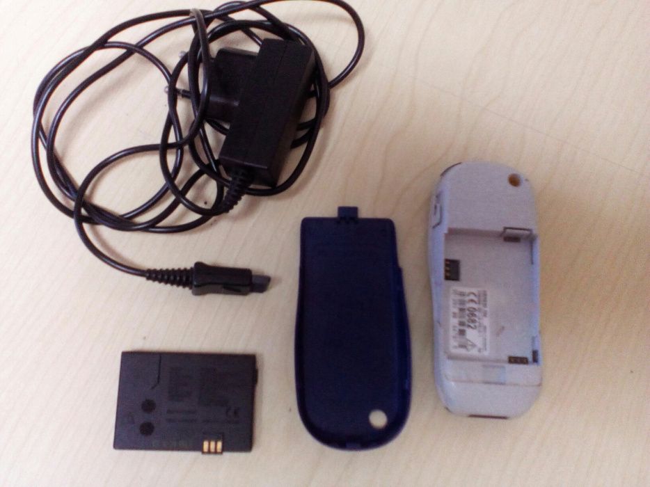 Telemóvel Siemens A50.