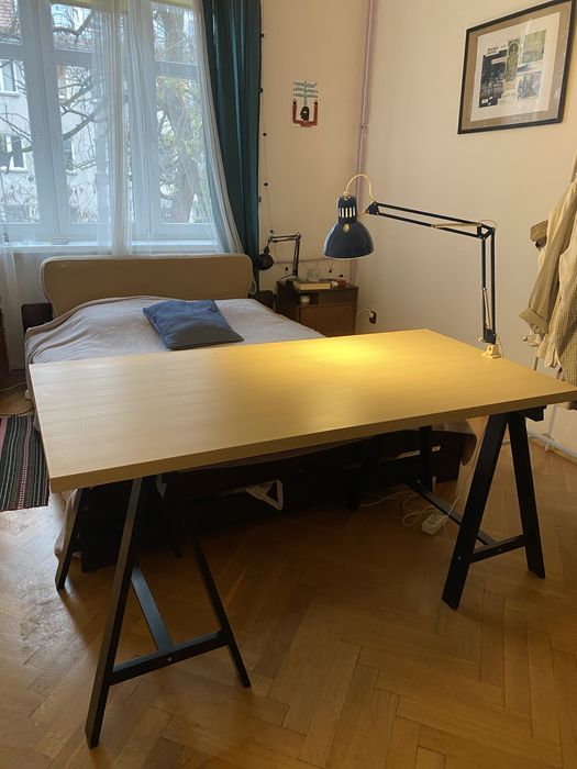 Biurko Ikea na koziołkach 150x75