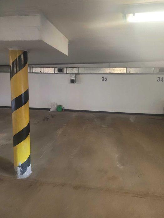 Wynajmę miejsce parkingowe w hali garażowej