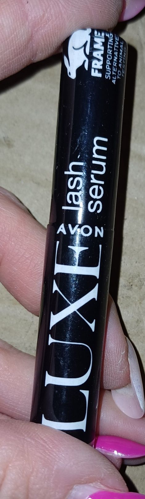 Serum do rzęs Avon