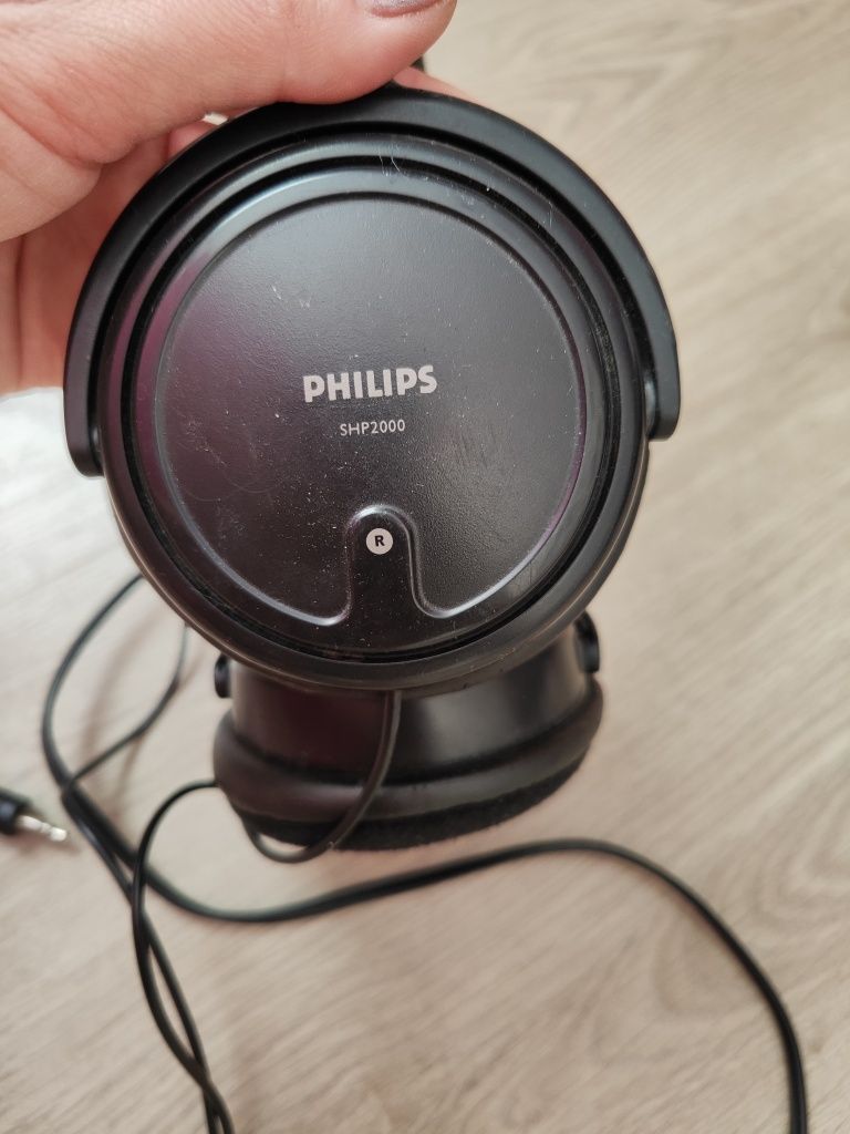 Навушники Philips, філіпс