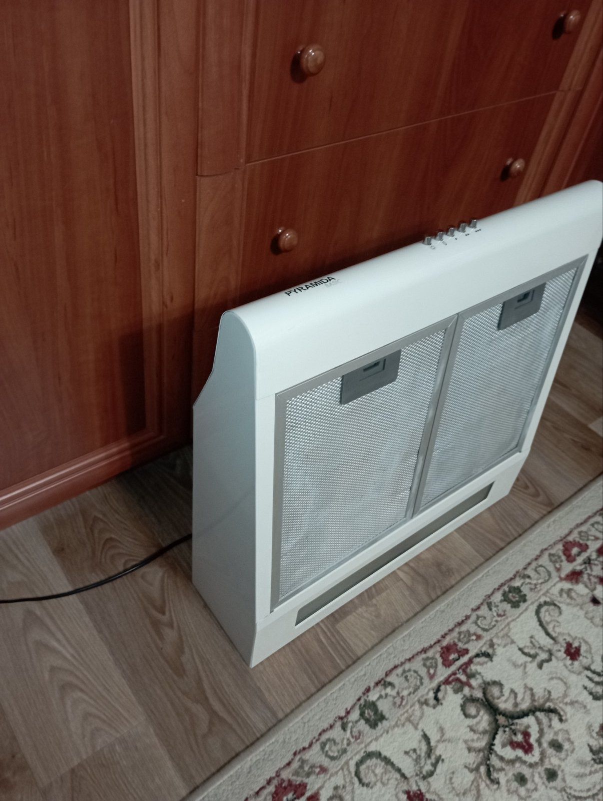 Вытяжка кухонная  Puramida Uno 50 Wite