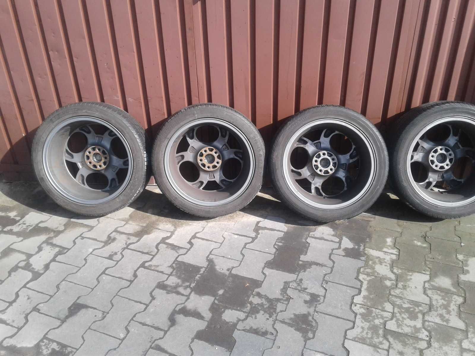 Alufelgi z Oponami Lato 215 45 R17 Y XL 5x98 ALFA ROMEO TORA ET40.5