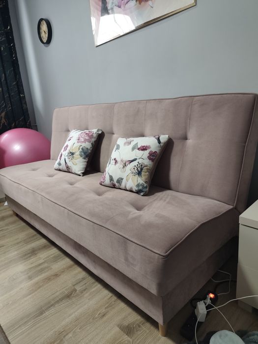 Kanapa młodzieżowa z możliwością spania