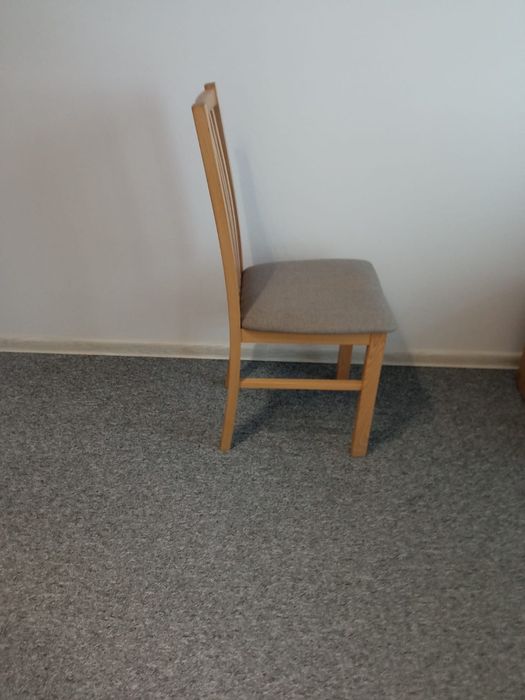 Zestaw czterech krzeseł KAMA