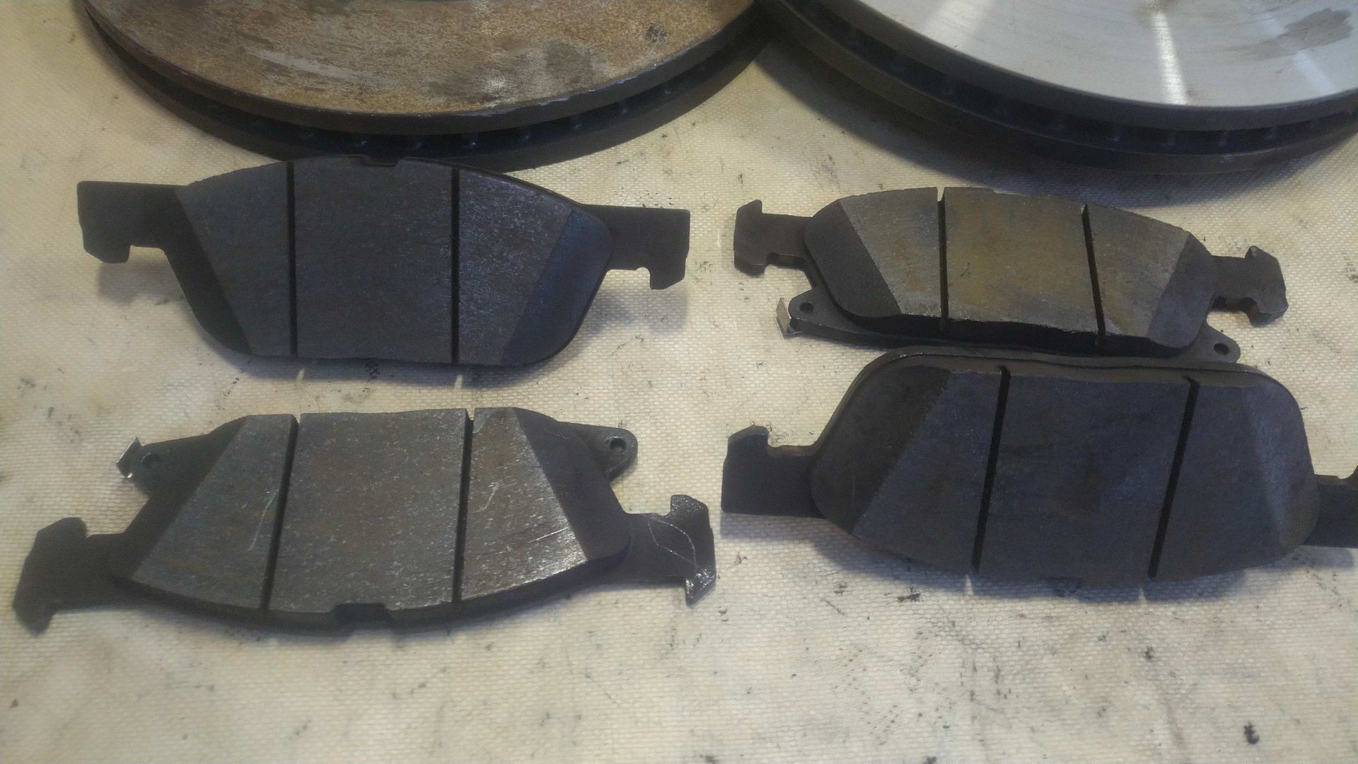 ) S-Max MK2 tarcze hamulcowe przód klocki hamulcowe