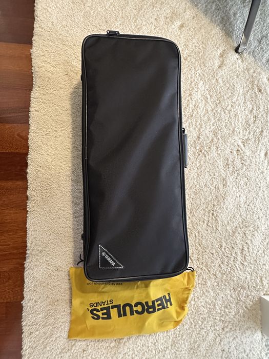 Saxofone Alto Yamaha YAS62 04